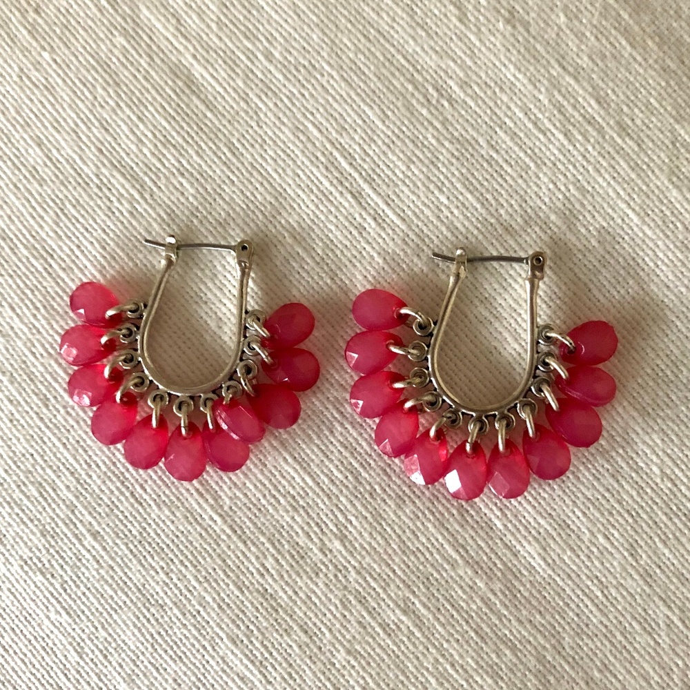 New Small Hoop Earrings with Pink Beads